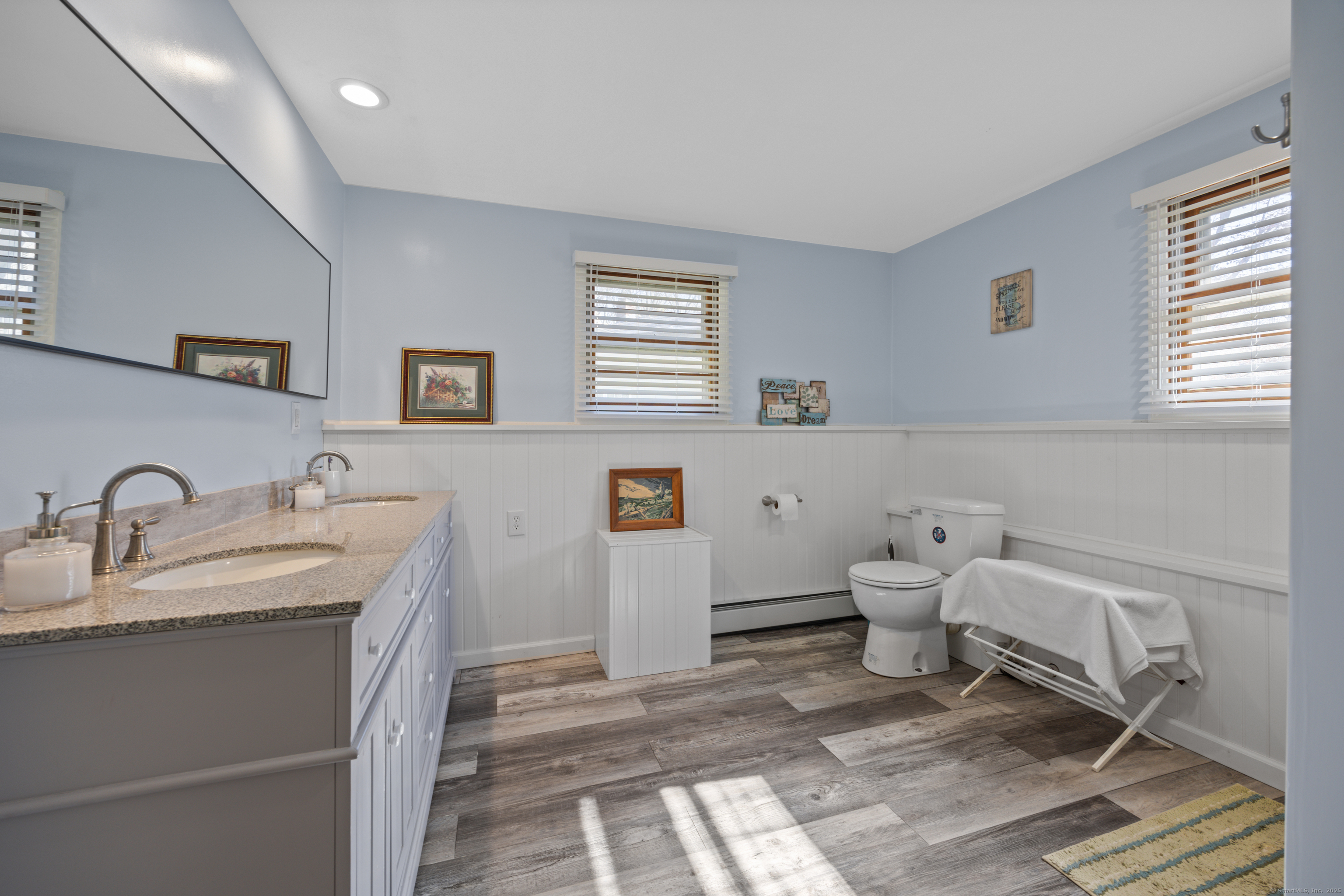 19 Cricket Court, North Haven, Connecticut image 28