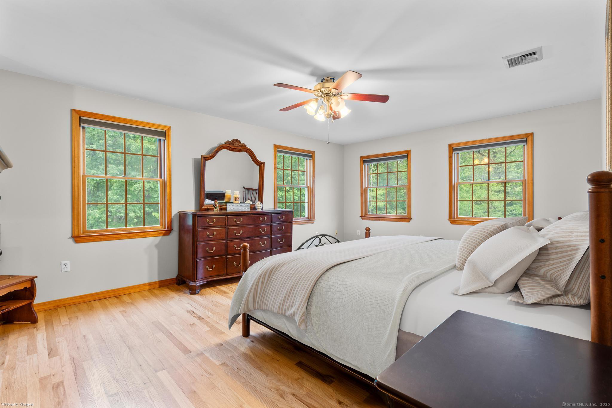 290 Amity Road, Bethany, Connecticut image 18