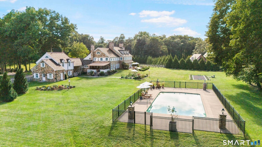 Photo of 78 &amp; 92 Pastures Lane, New Canaan, CT 06840 (MLS # 24213848)
