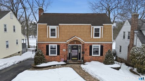 Photo of 123 Argyle Avenue, West Hartford, CT 06107 (MLS # 24155918)