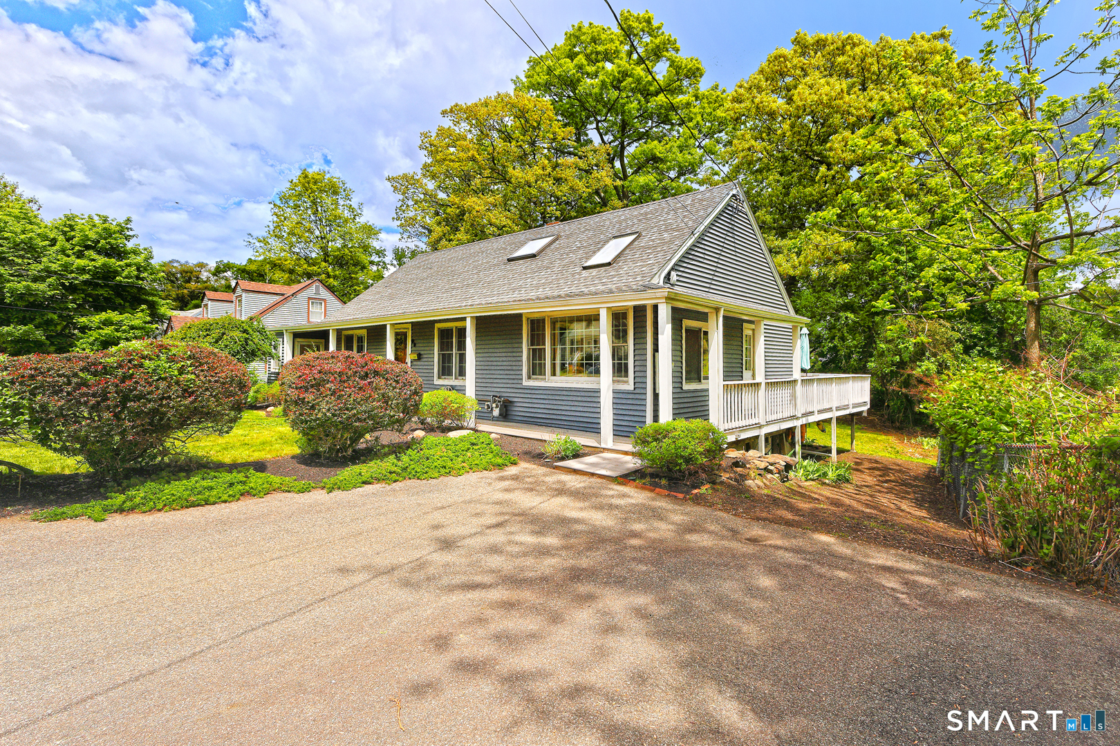 86 South Woodland Drive