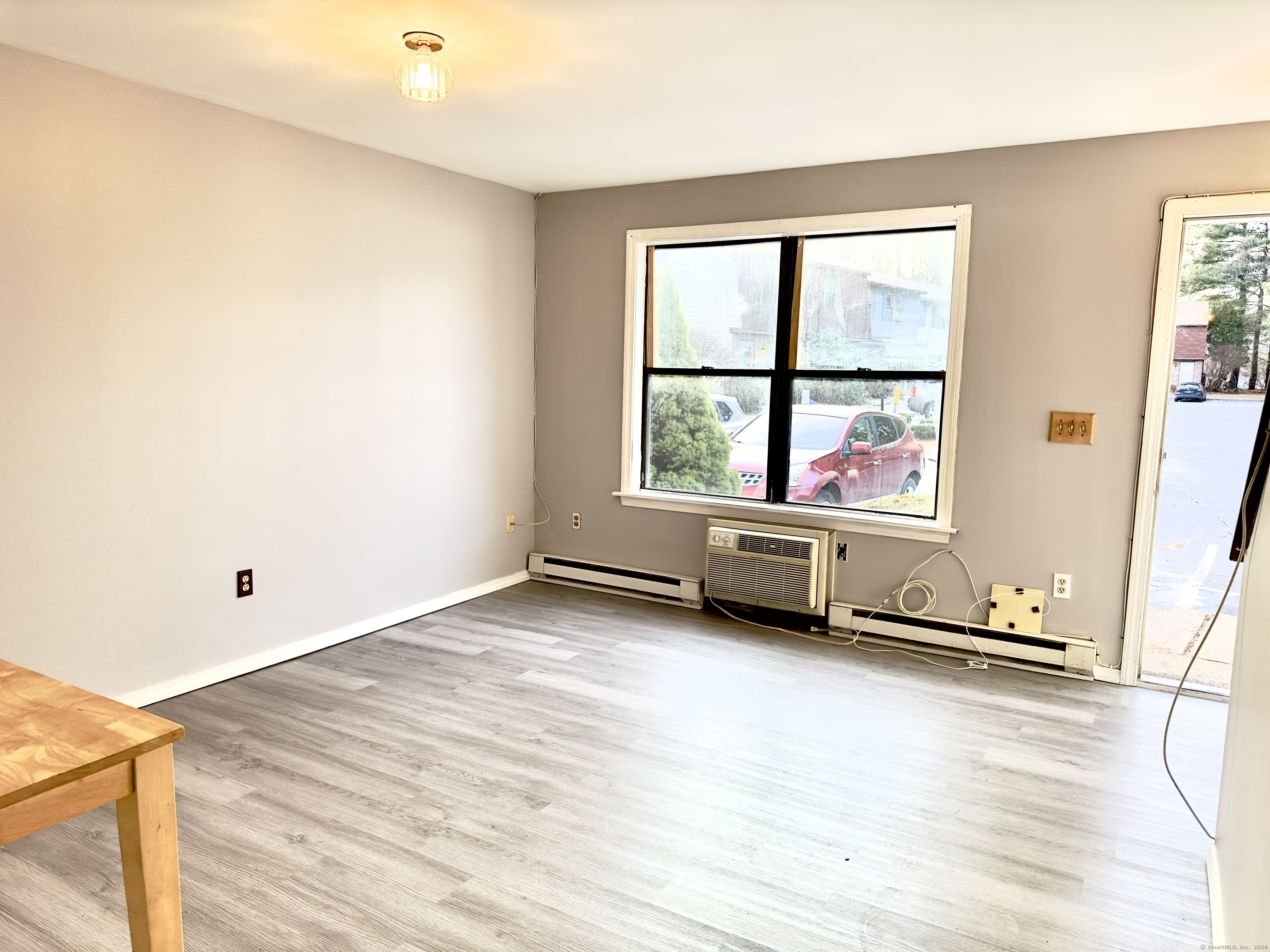 996 Meriden Waterbury Turnpike #APT 1A, Southington, Connecticut image 3