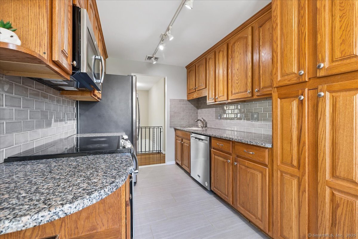 10 Edice Road, Stamford, Connecticut image 14