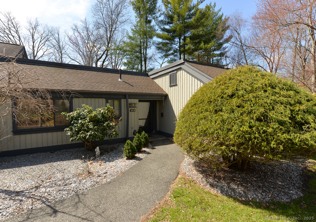 894 Heritage Village #B, Southbury, Connecticut image 1