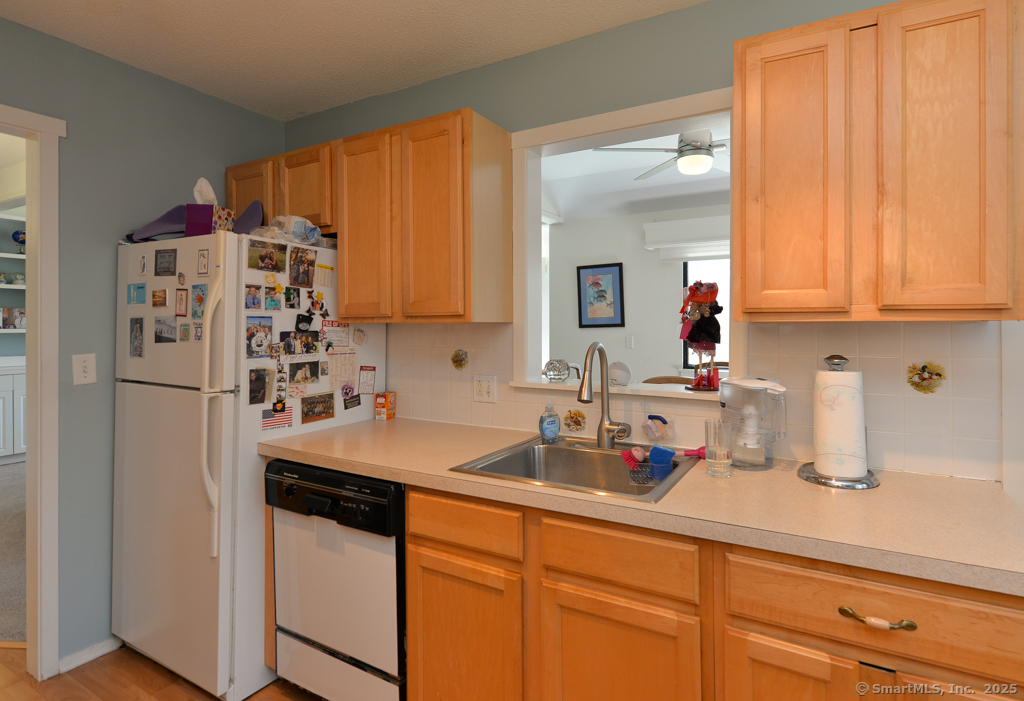 894 Heritage Village #B, Southbury, Connecticut image 8