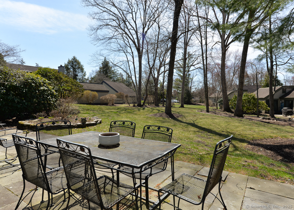894 Heritage Village #B, Southbury, Connecticut image 2