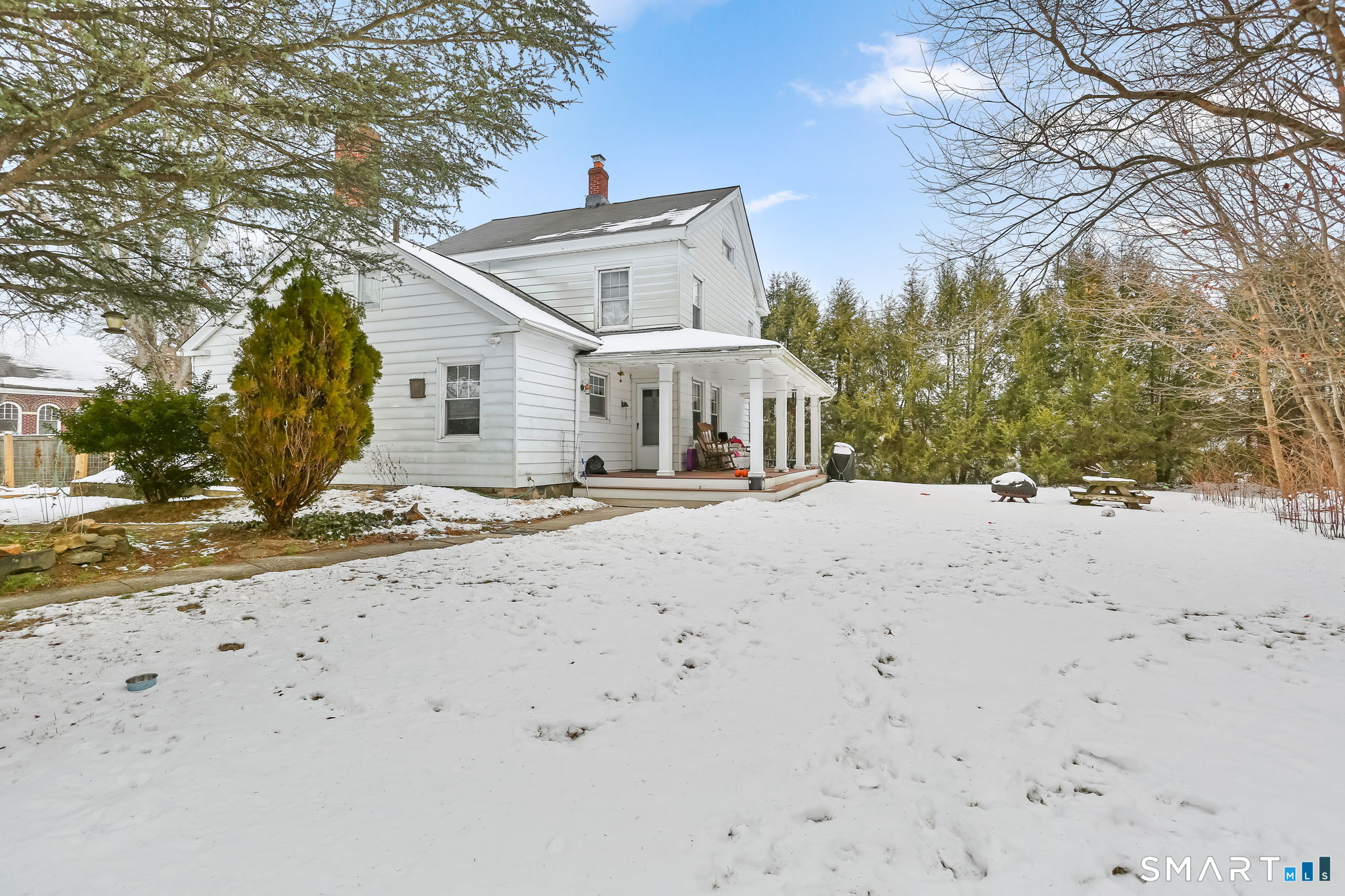 877 White Plains Road