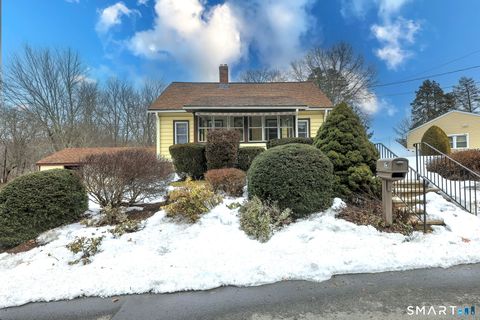 15 Brewster Road Milford CT 06460