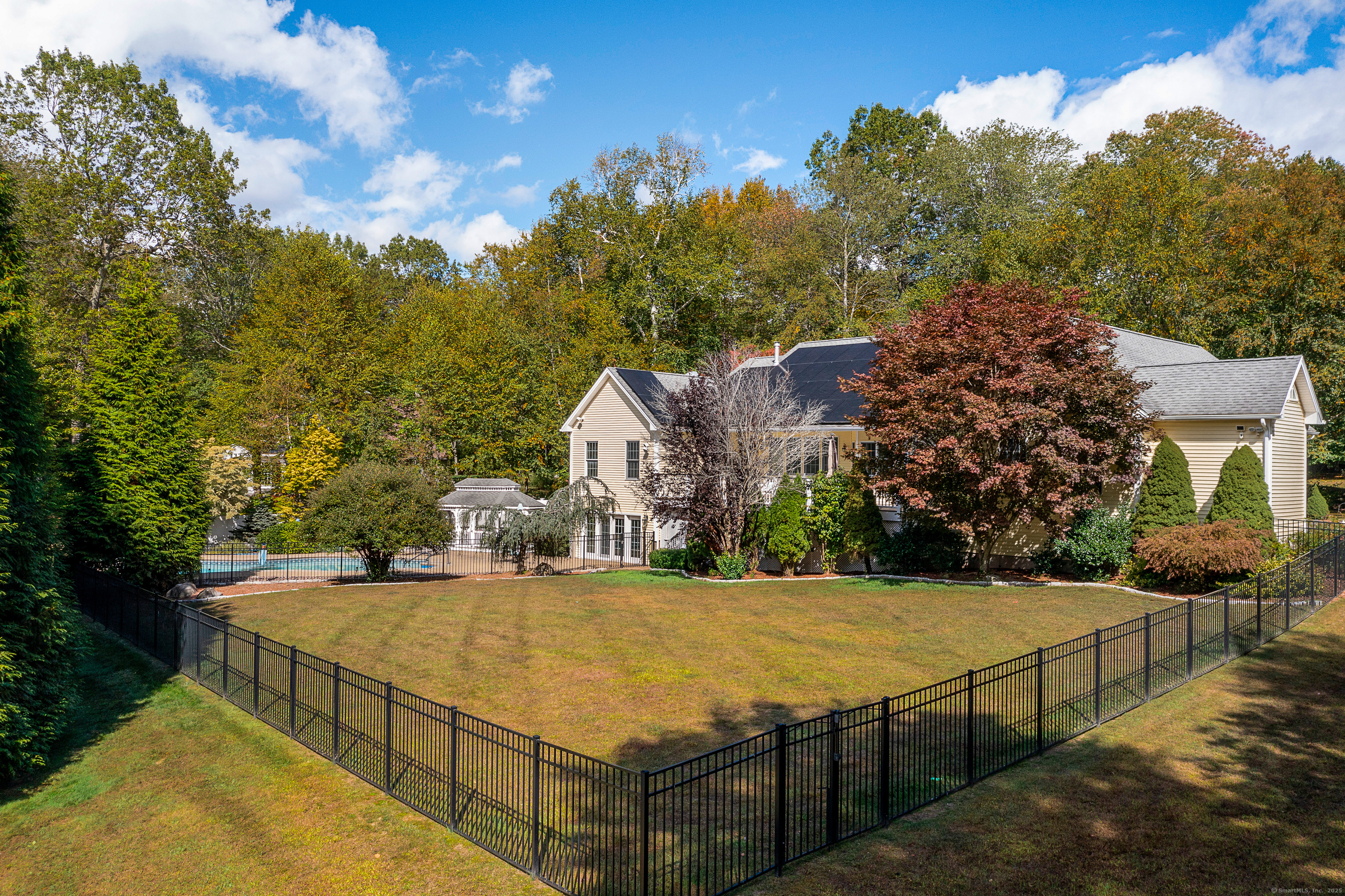 Tolland, Connecticut 06084, United States, 4 Bedrooms Bedrooms, ,4 BathroomsBathrooms,Residential,Coming Soon,218424