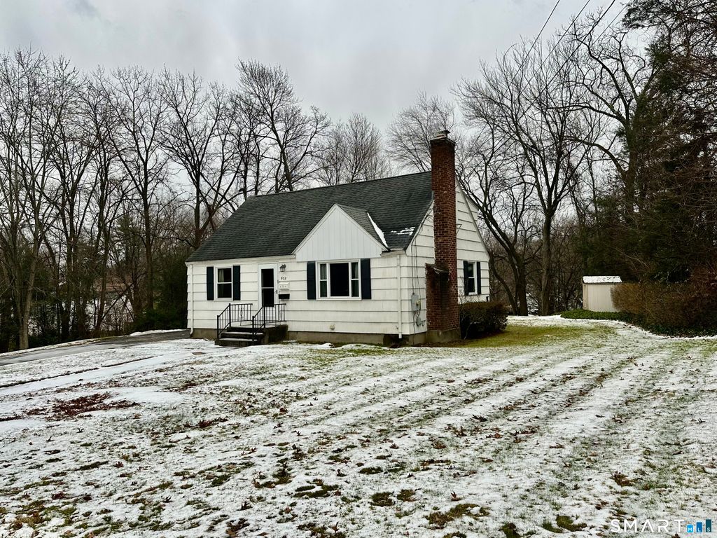 Photo of 932 Worthy Street, Windsor, CT 06095 (MLS # 24144729)