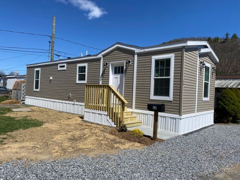 12 3rd Street, Beacon Falls, CT 06403 - #: 24087410
