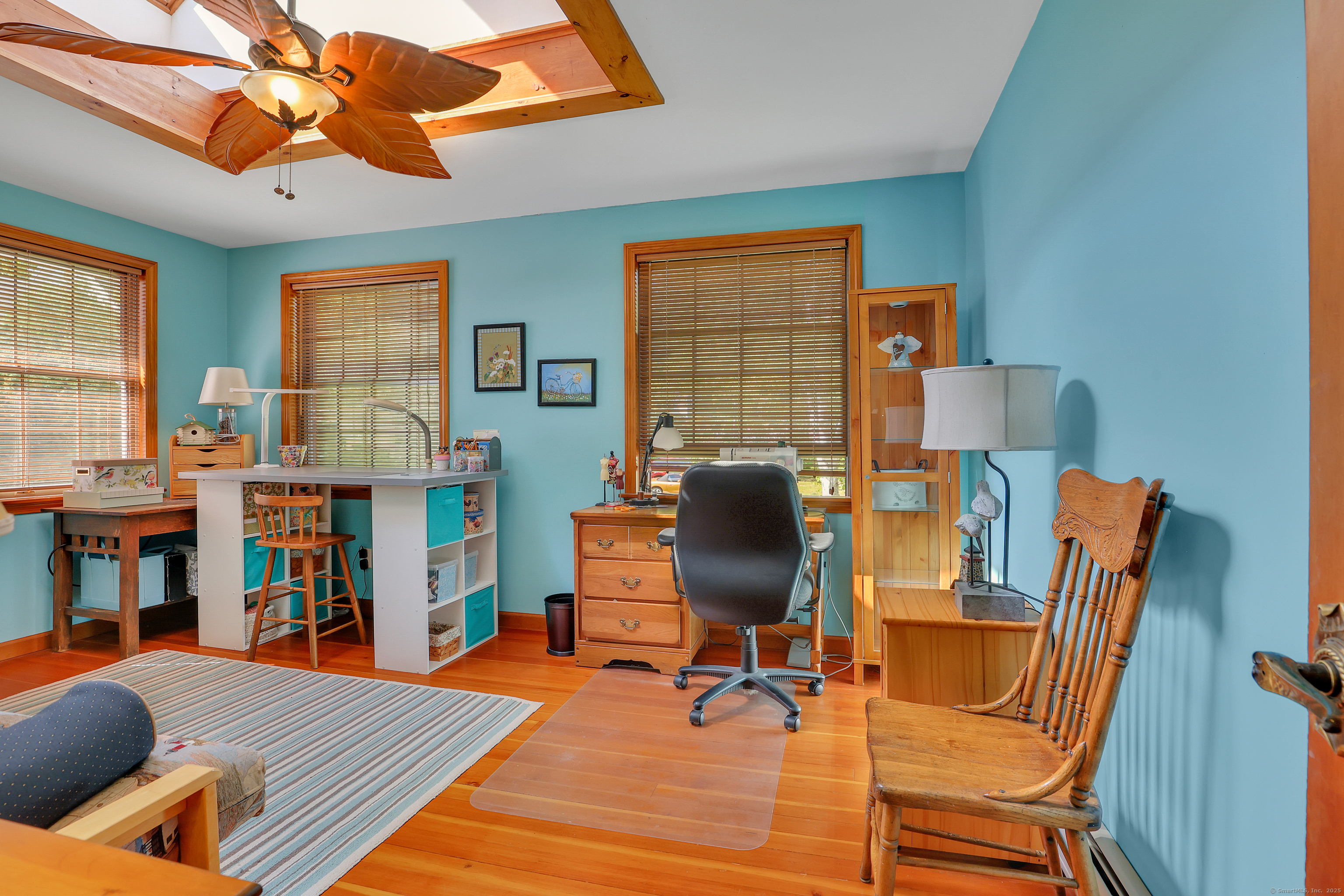 Shelton, Connecticut 06484, United States, 3 Bedrooms Bedrooms, ,3 BathroomsBathrooms,Residential,Active,233720