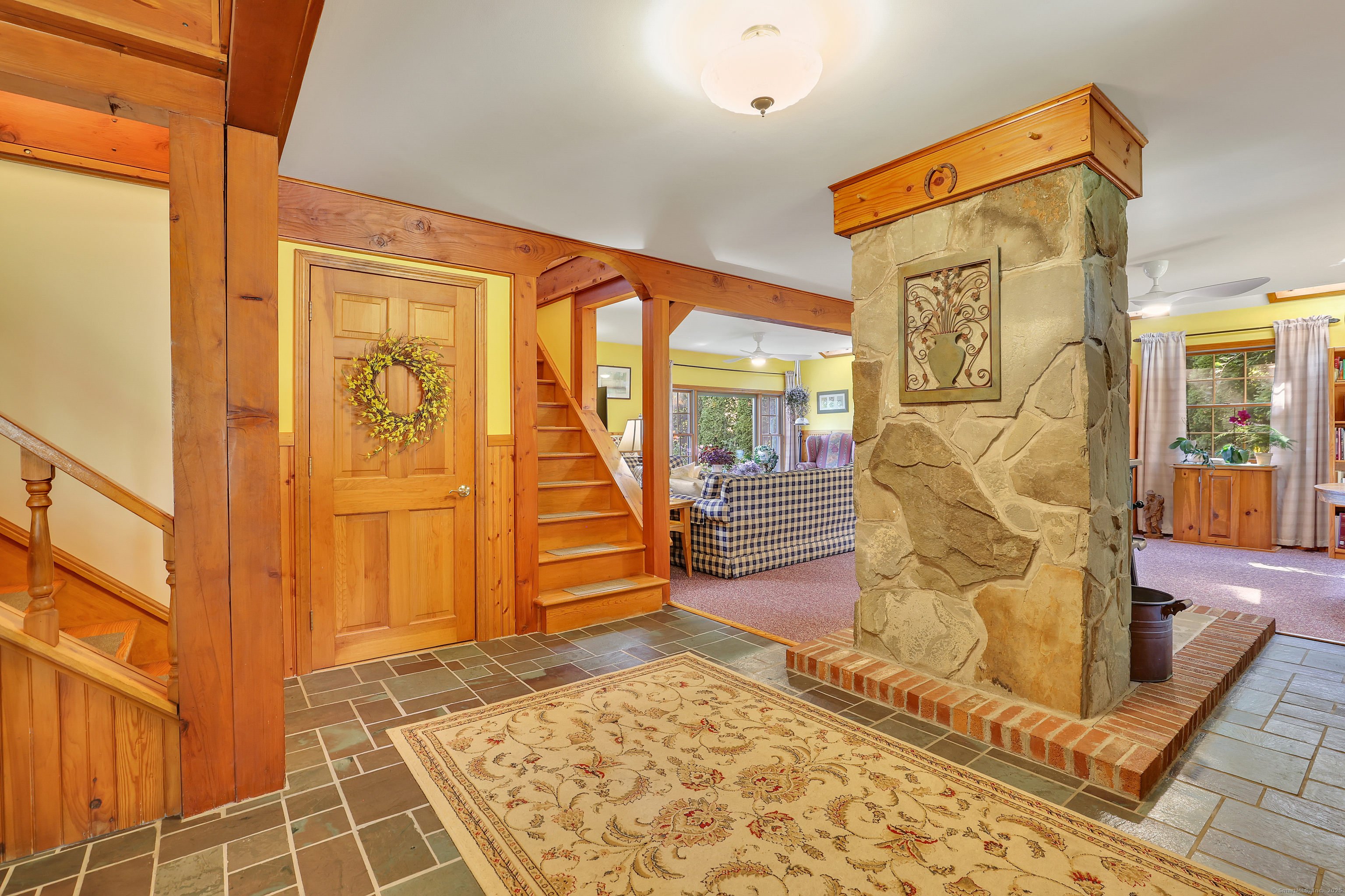 Shelton, Connecticut 06484, United States, 3 Bedrooms Bedrooms, ,3 BathroomsBathrooms,Residential,Active,233720