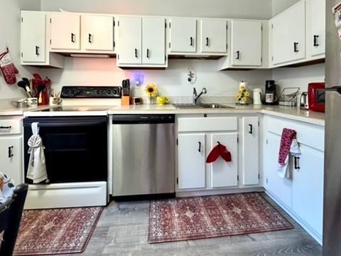 Tiny photo for 460 Asbury Ridge #460, Shelton, CT 06484 (MLS # 24172672)