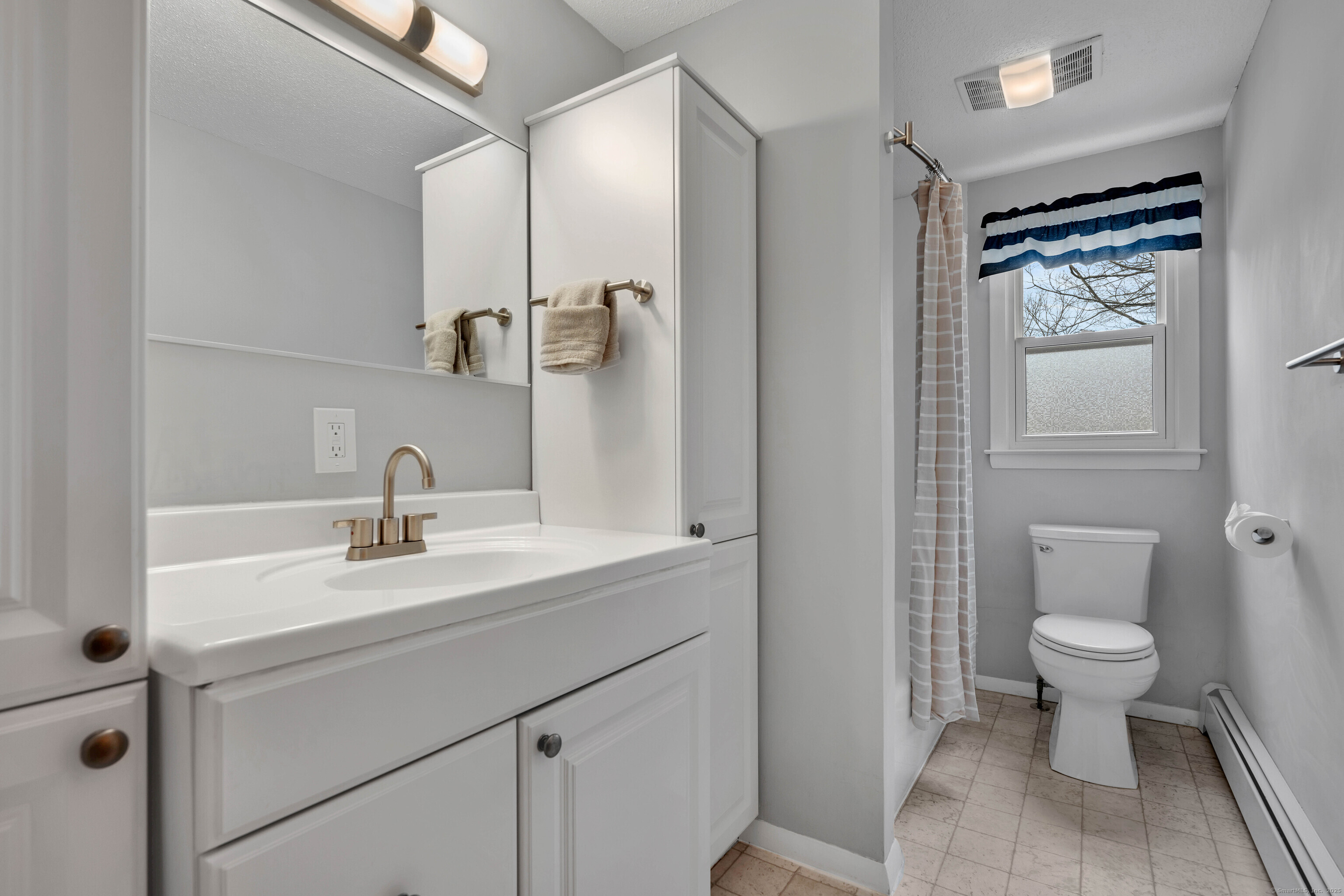 709 Stone Road, Windsor, Connecticut image 16