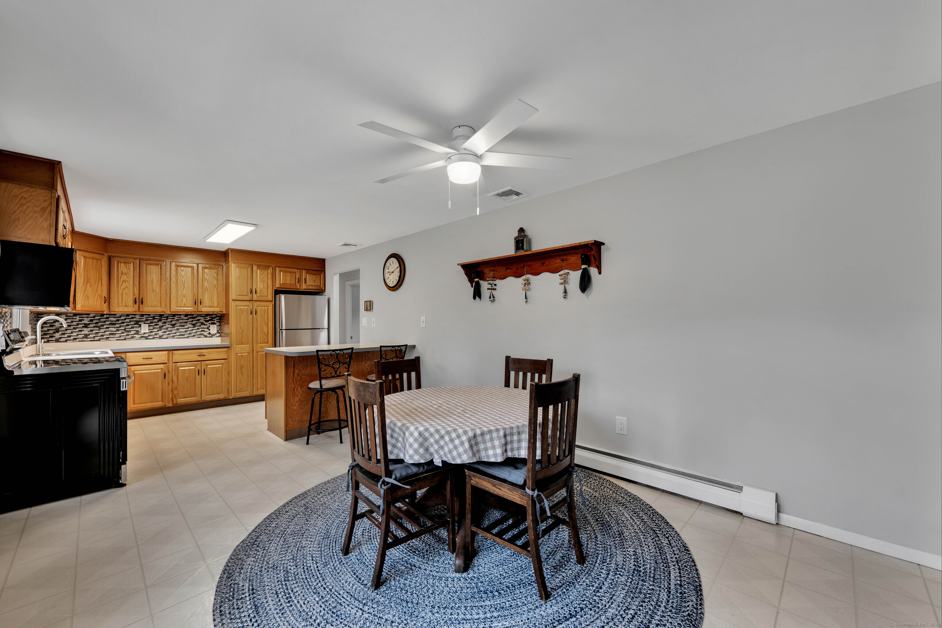 709 Stone Road, Windsor, Connecticut image 10