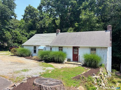Photo of 13 Lynn Road, Essex, CT 06442 (MLS # 24190263)