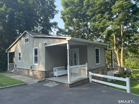 14 Bantam Road New Fairfield CT 06812