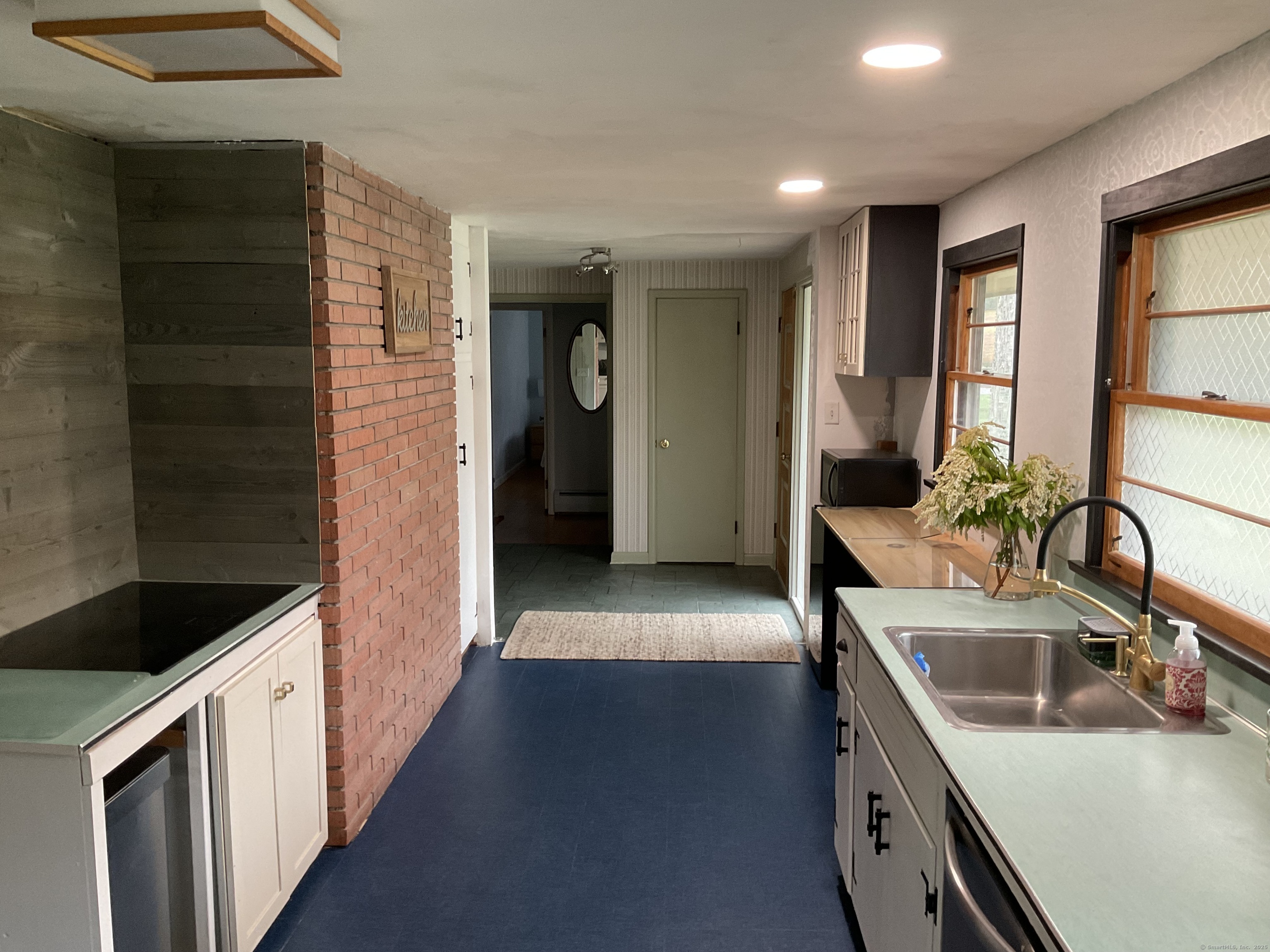 66 Dino Road, Bristol, Connecticut image 8