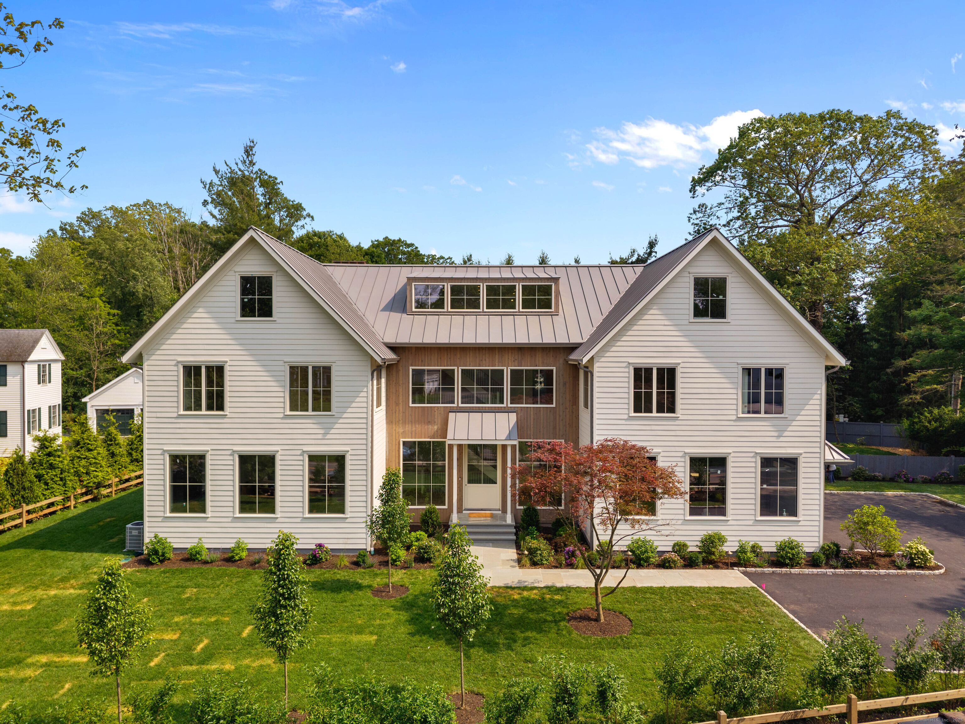 Old Road, Westport, Connecticut - 6 Bedrooms  
6 Bathrooms  
13 Rooms - 