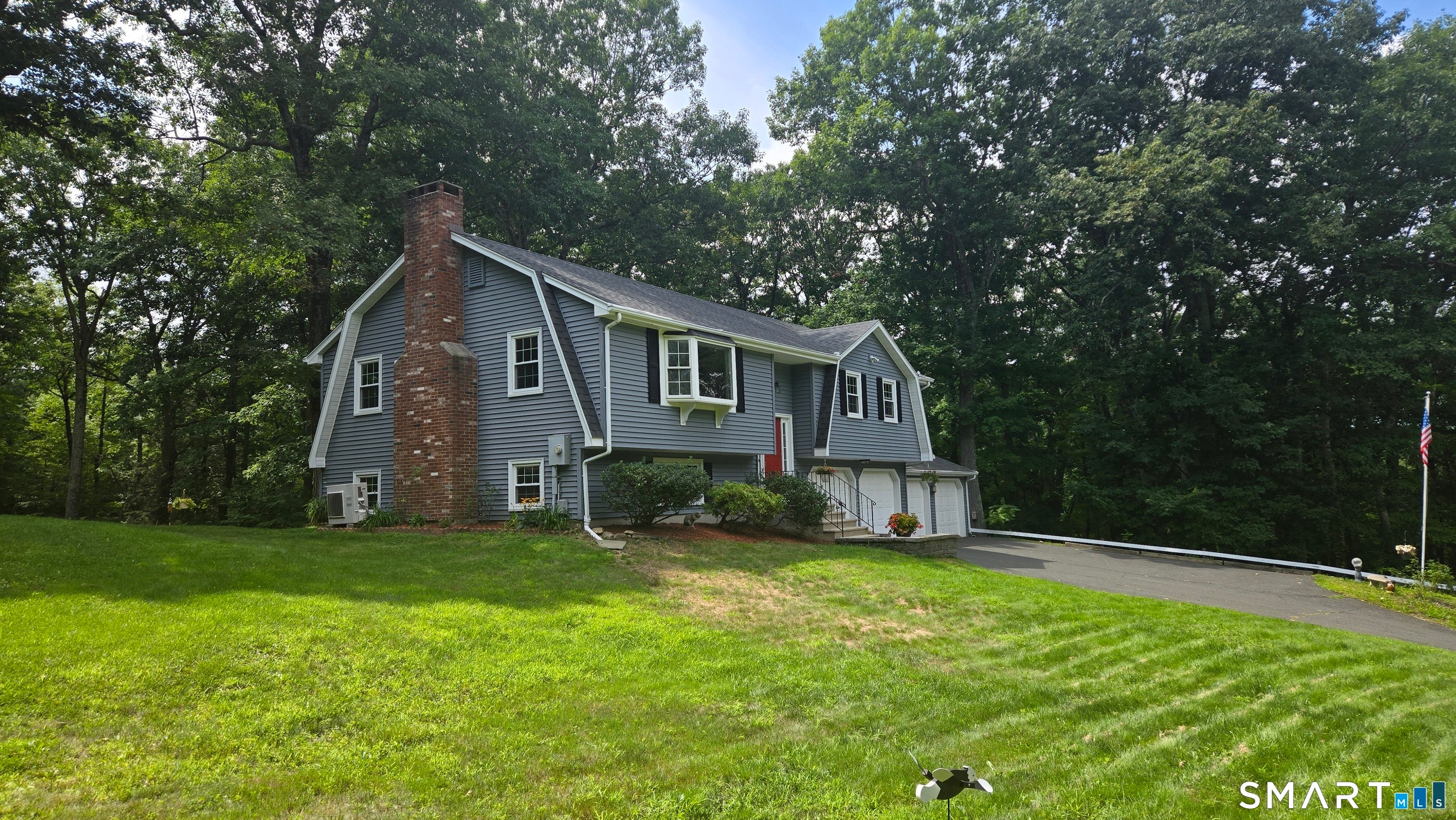 211 Mountain Road