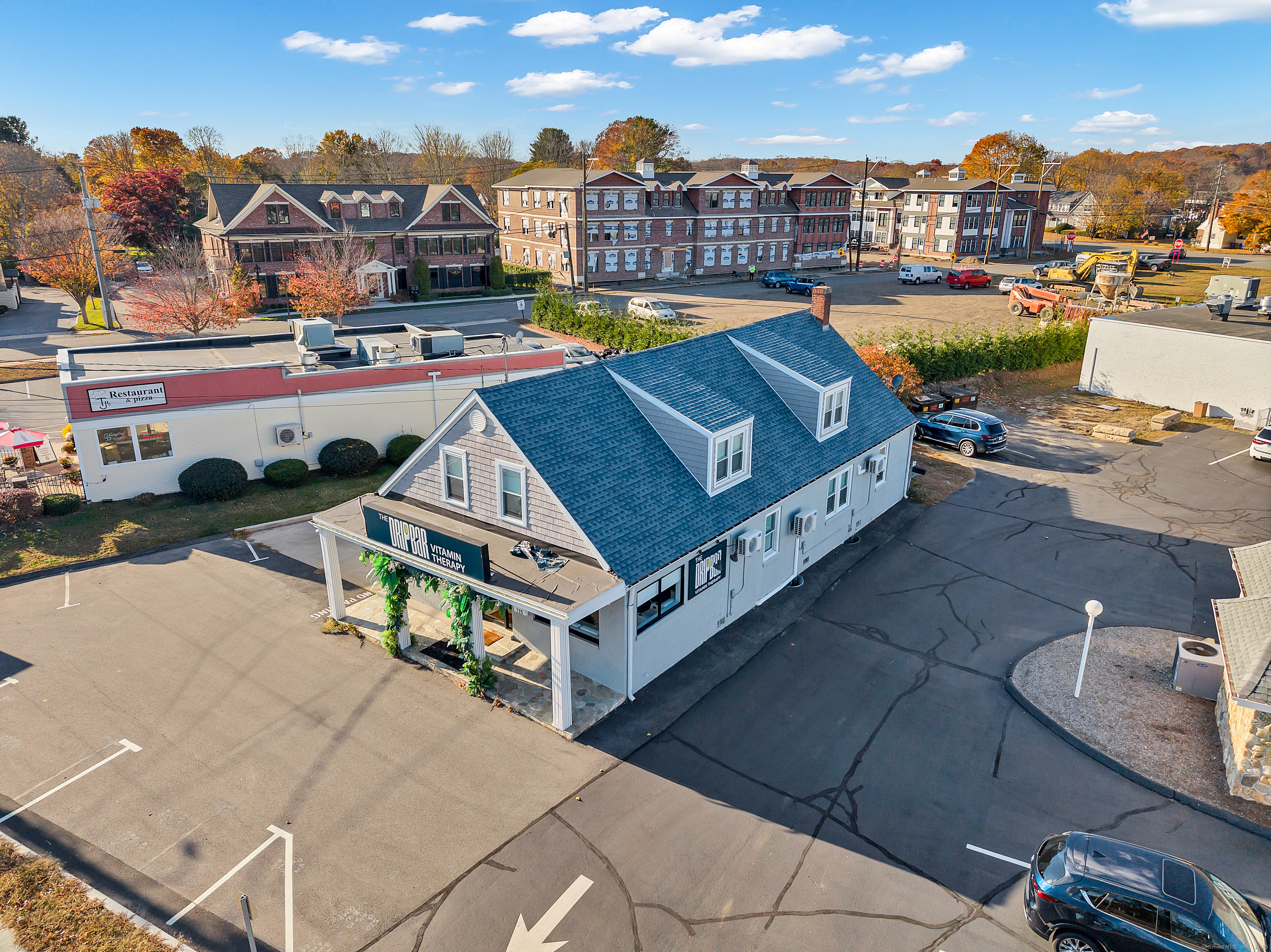 725 Boston Post Road