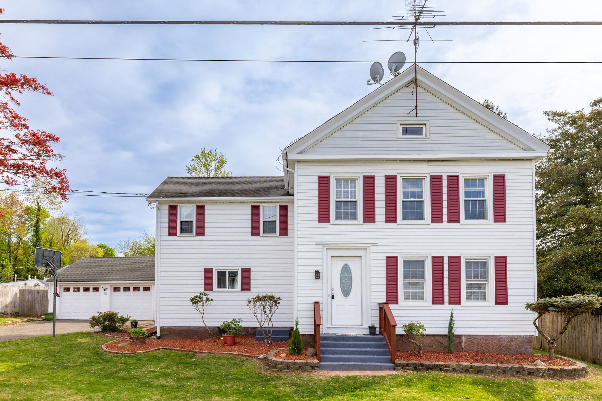 28 Strongs Avenue, Portland, Connecticut image 1