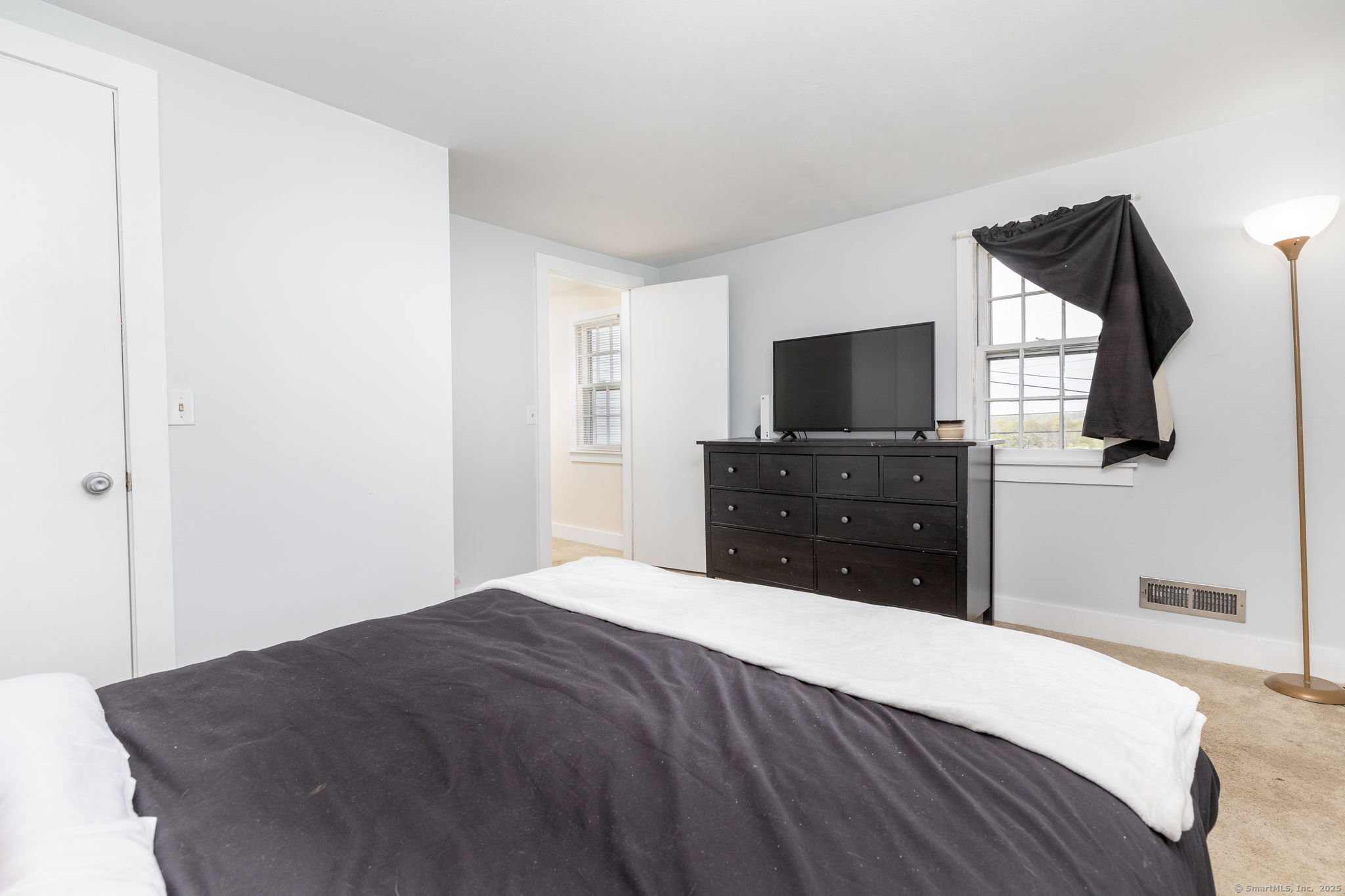 28 Strongs Avenue, Portland, Connecticut image 21