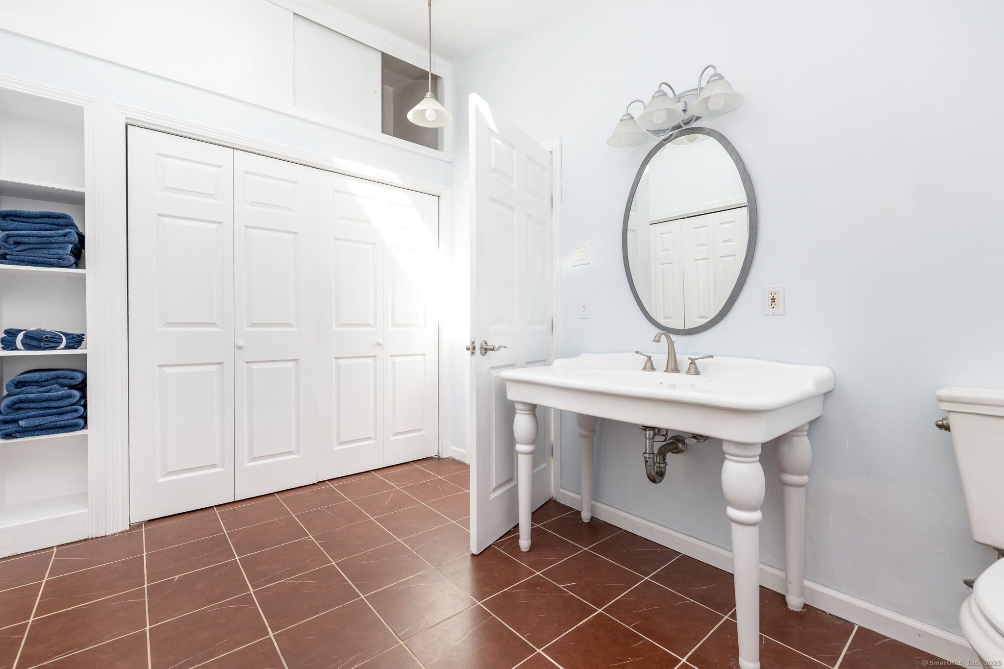 28 Strongs Avenue, Portland, Connecticut image 17