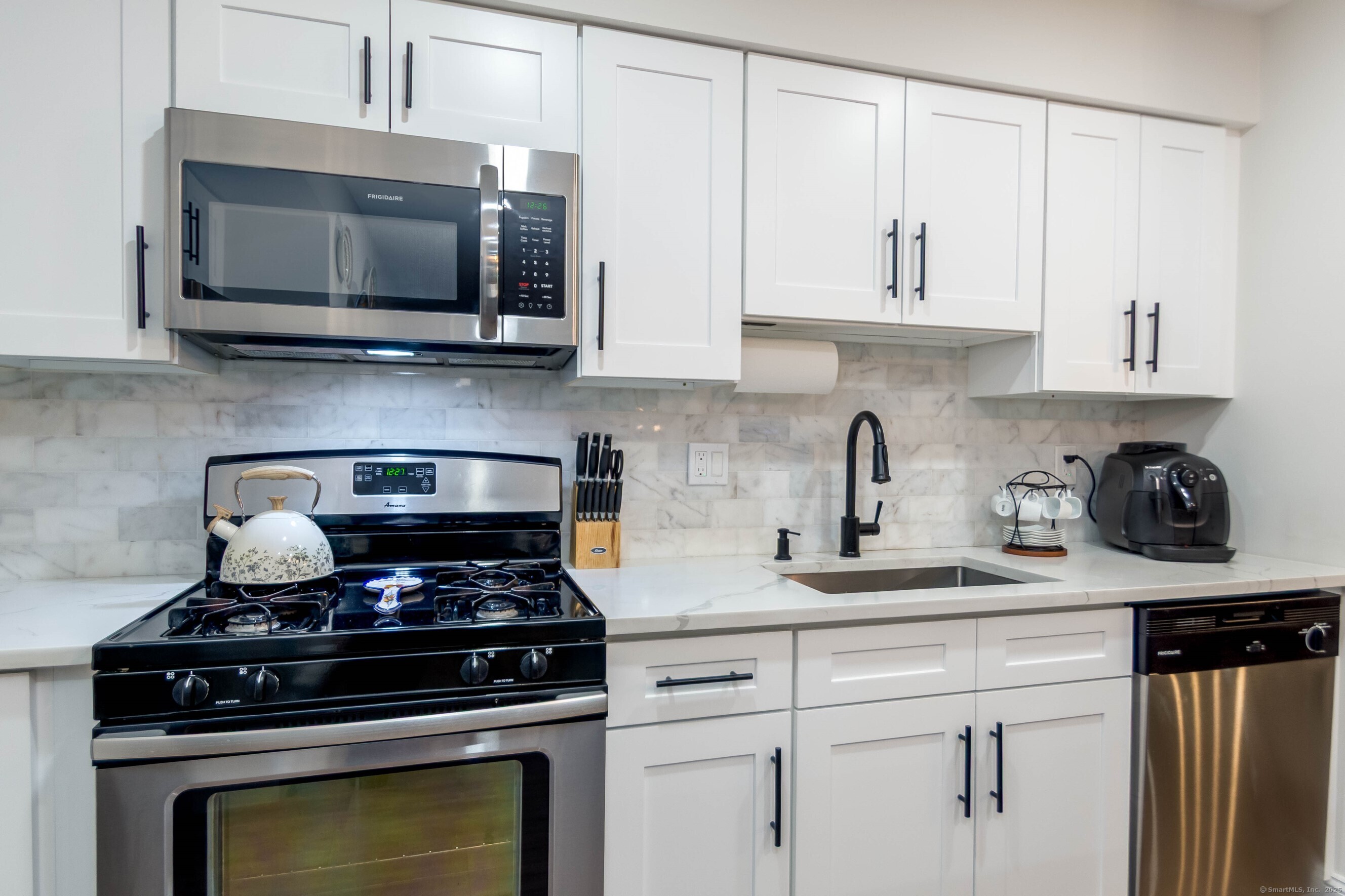 2955 Madison Avenue #APT 25, Bridgeport, Connecticut image 9