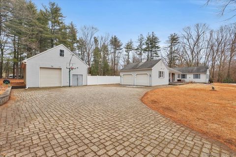 395 Dunham Street, Southington, CT 06489 - MLS#: 24078485