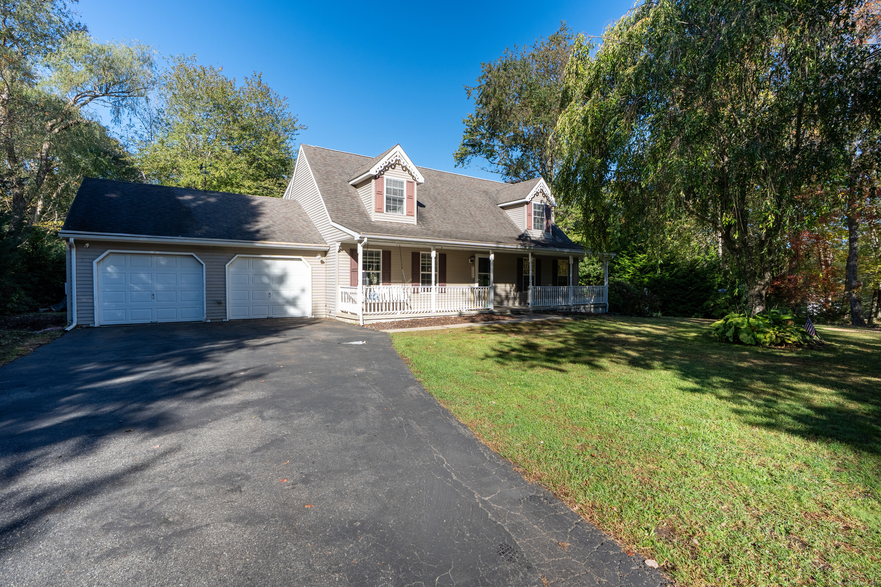 Montville, Connecticut 06370, United States, 3 Bedrooms Bedrooms, ,3 BathroomsBathrooms,Residential,Pending,226731 Montville, Connecticut 06370, United States, 3 Bedrooms Bedrooms, ,3 BathroomsBathrooms,Residential,Pending,226731