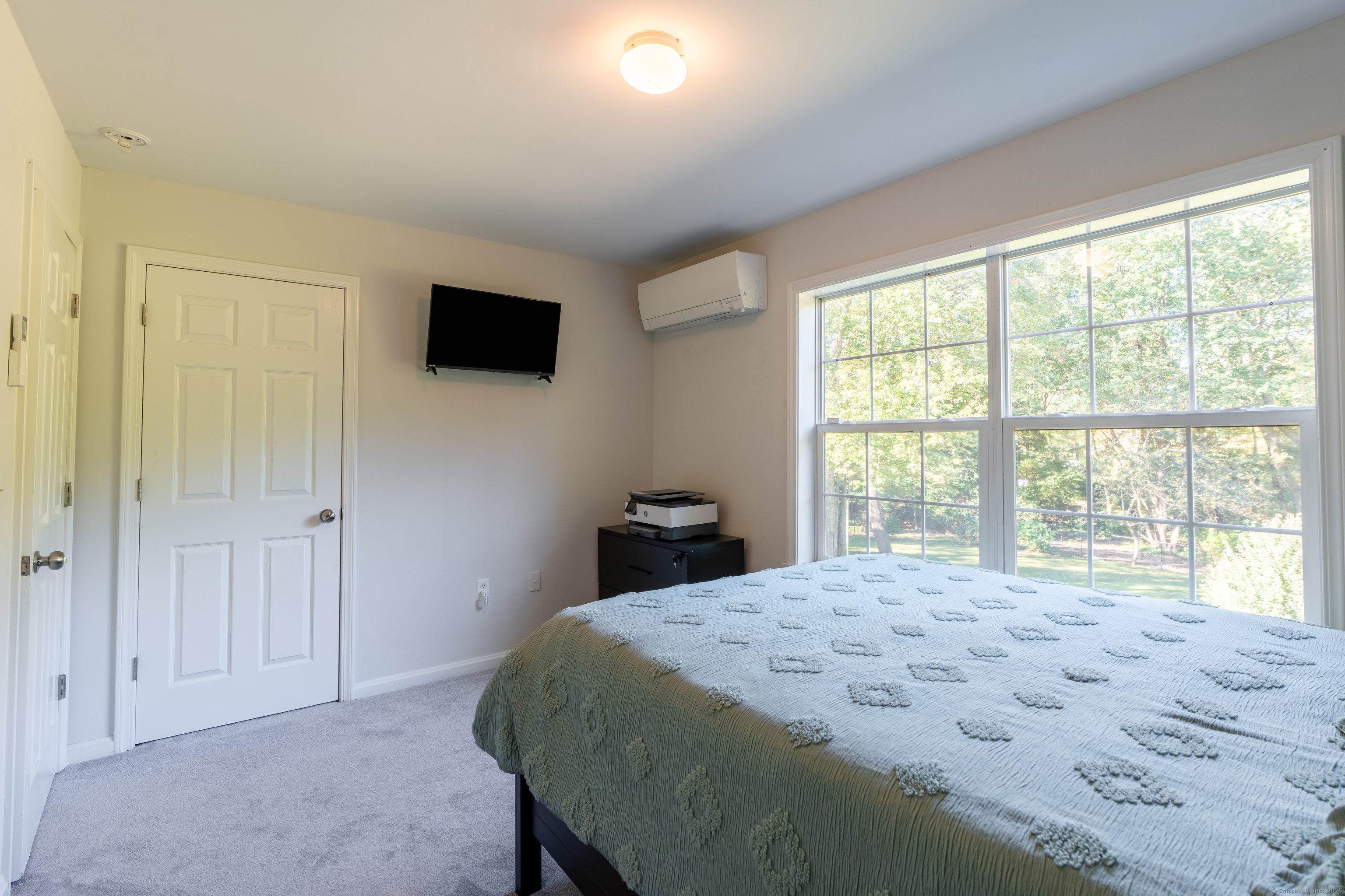 Montville, Connecticut 06370, United States, 3 Bedrooms Bedrooms, ,3 BathroomsBathrooms,Residential,Pending,226731