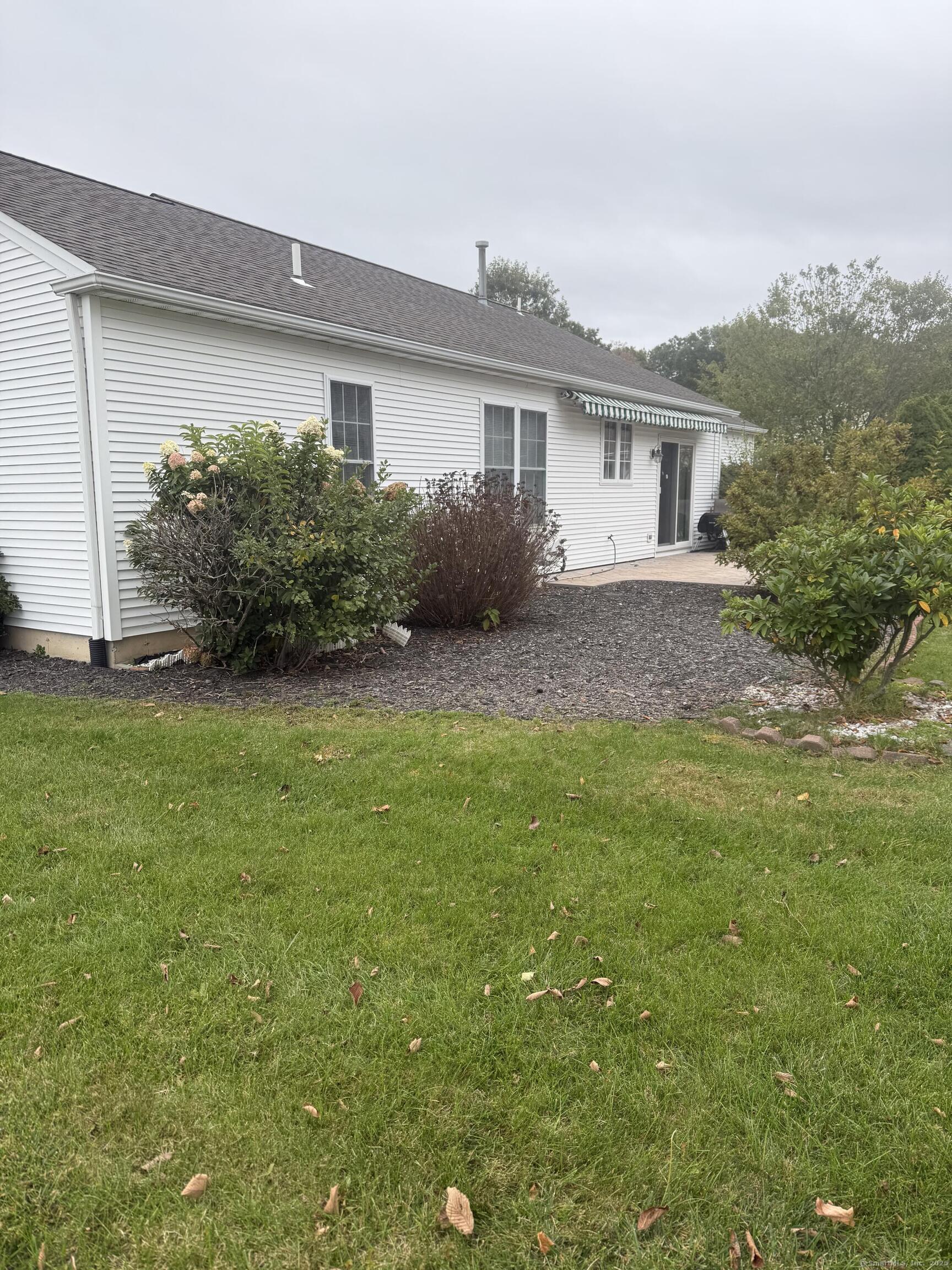 168 Waterford Parkway South 25