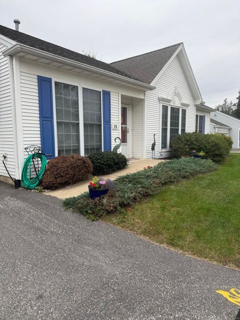 Tiny photo for 168 Waterford Parkway Street #B25, Waterford, CT 06385 (MLS # 24133922)
