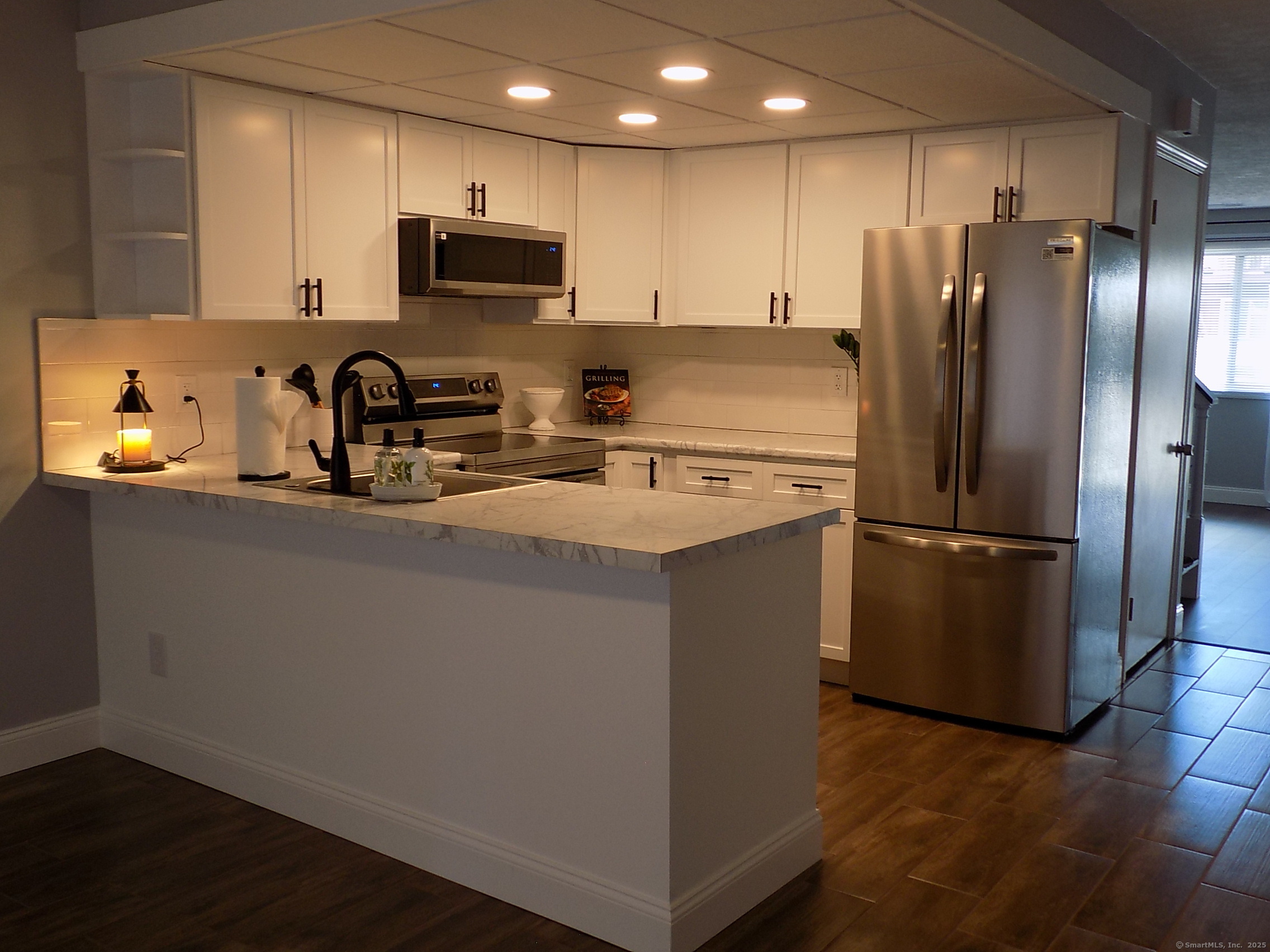 330 Short Beach Road #APT F7, East Haven, Connecticut image 8