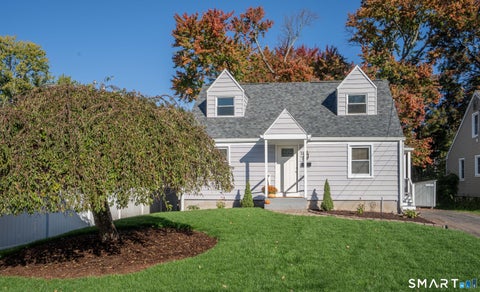 Photo of 16 Kenlock Street, Newington, CT 06111 (MLS # 24215770)
