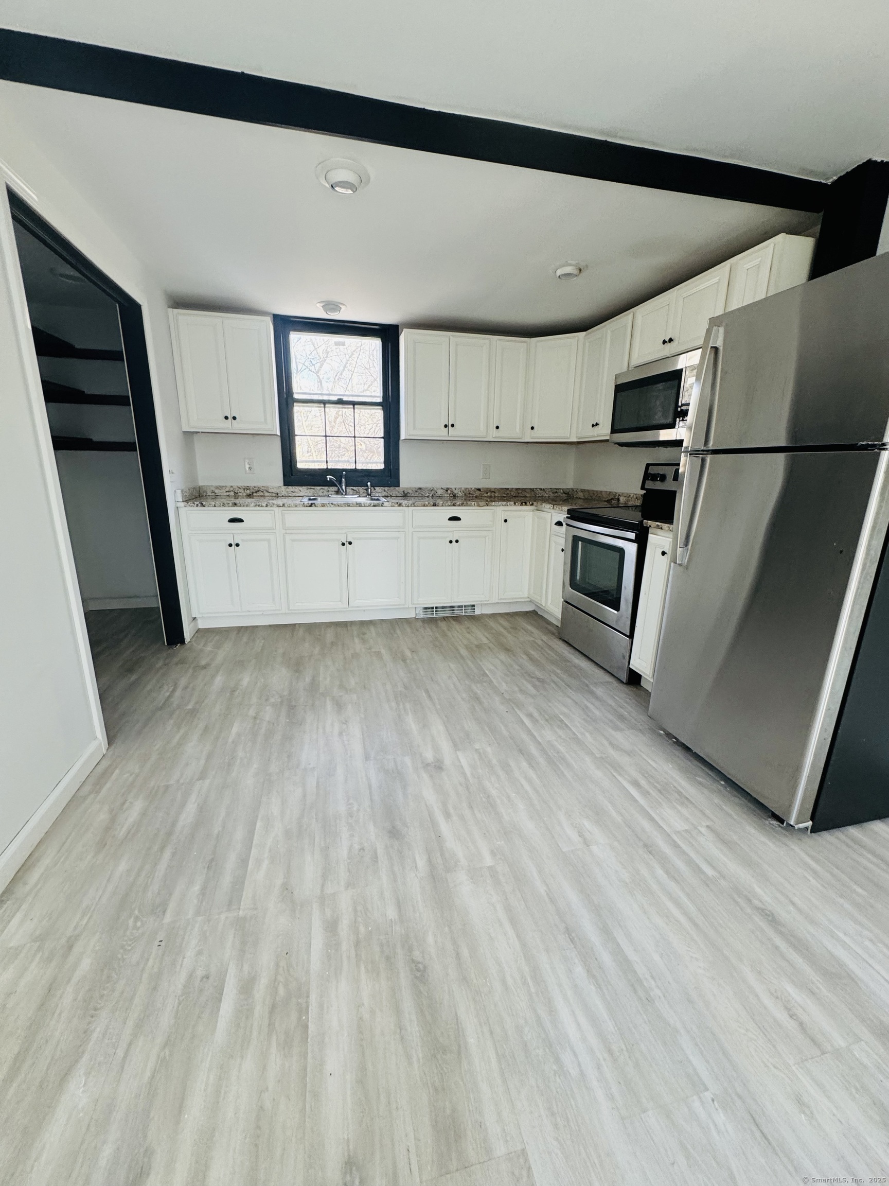19 Huntington Road, Scotland, Connecticut image 10