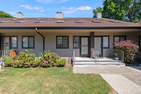 Tiny photo for 2437 Bedford Street #F17, Stamford, CT 06905 (MLS # 24152334)