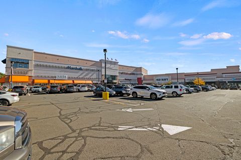 Tiny photo for 2437 Bedford Street #F17, Stamford, CT 06905 (MLS # 24152334)