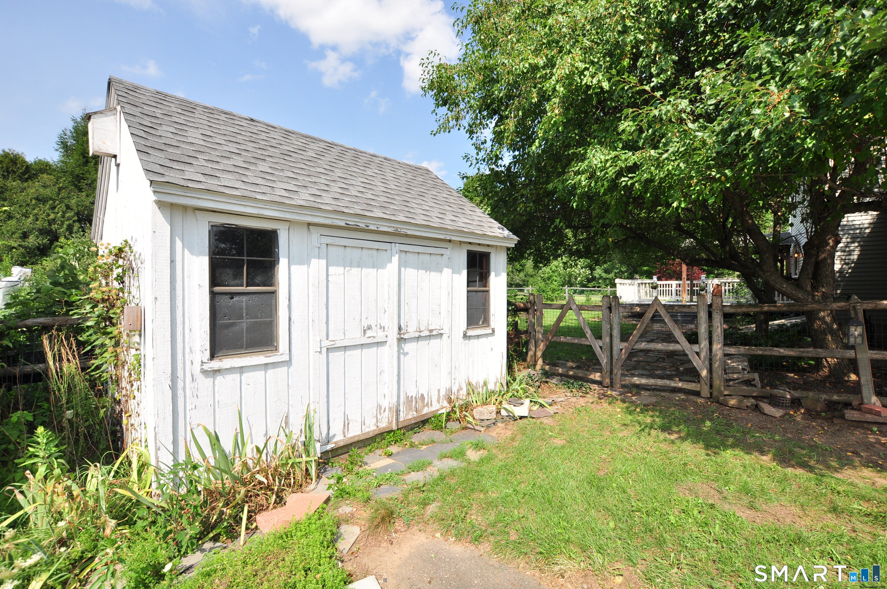 12 Indian Hill Drive
