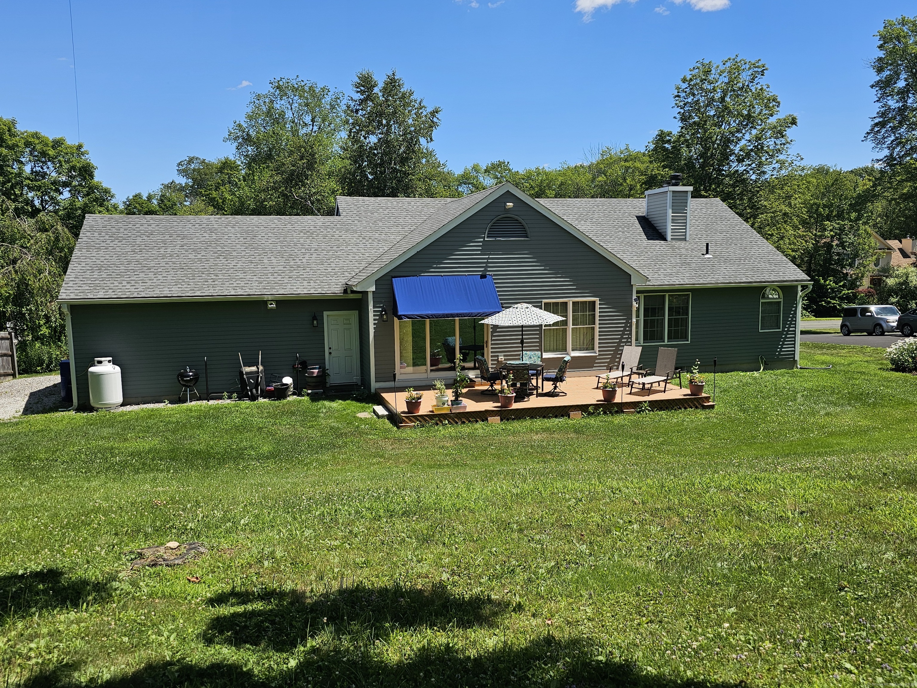 129 Oakbrook Lane