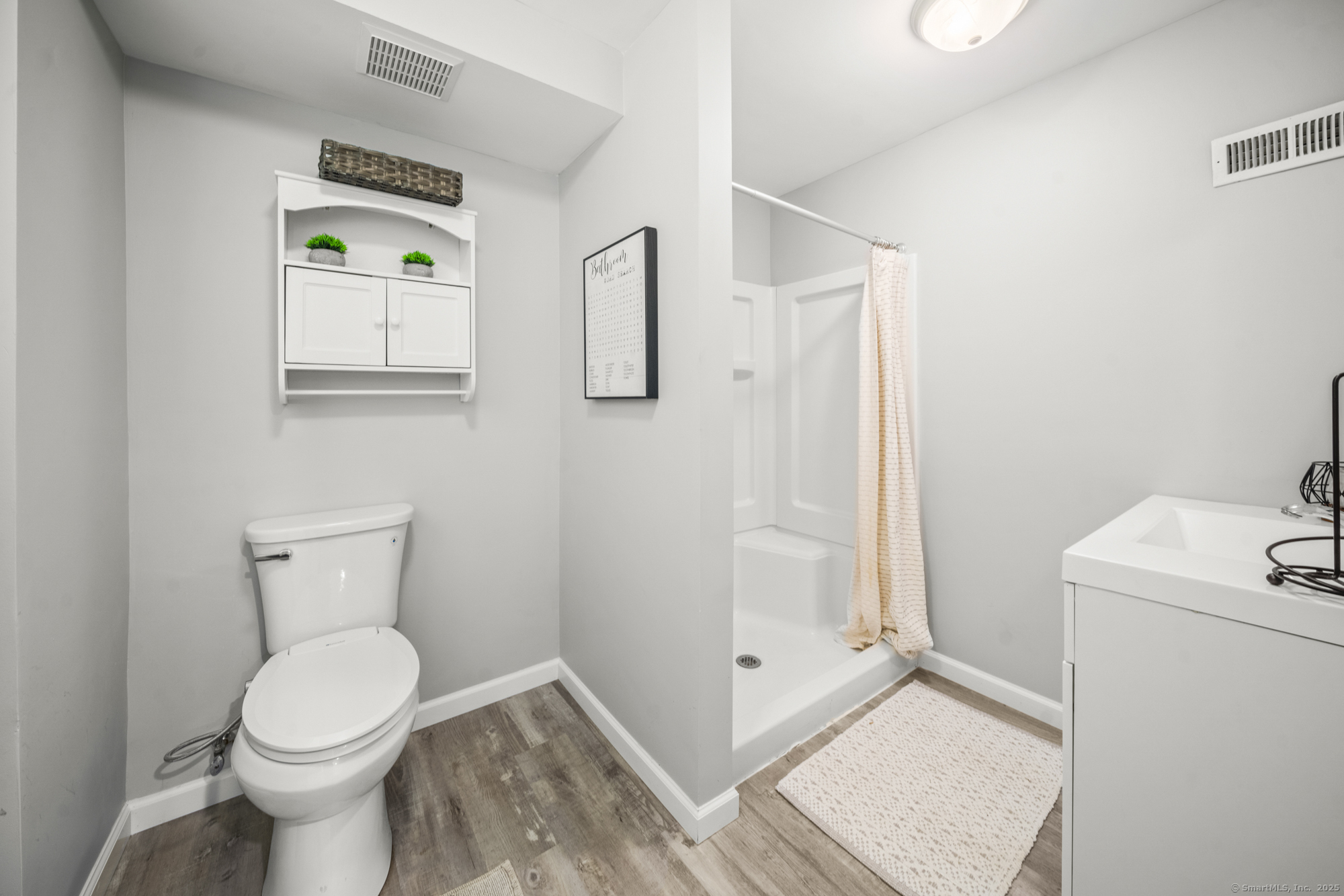 27 Yogananda Street, Newtown, Connecticut image 33