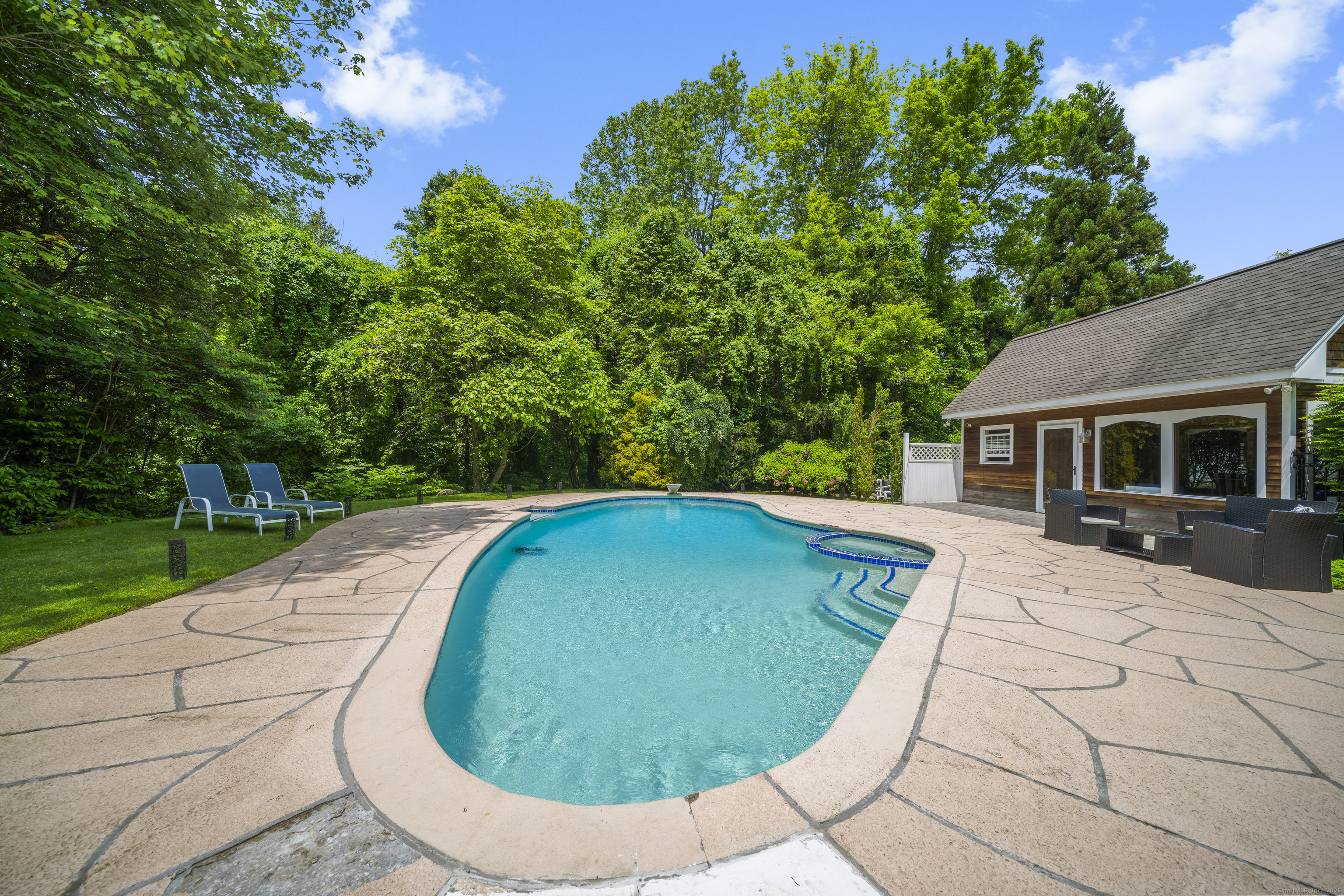 27 Yogananda Street, Newtown, Connecticut image 35