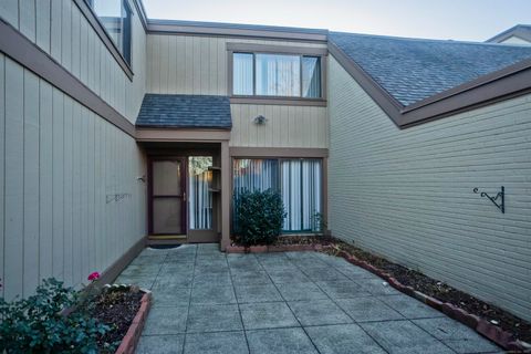 Tiny photo for 85 Viscount Drive #1A, Milford, CT 06460 (MLS # 24137561)