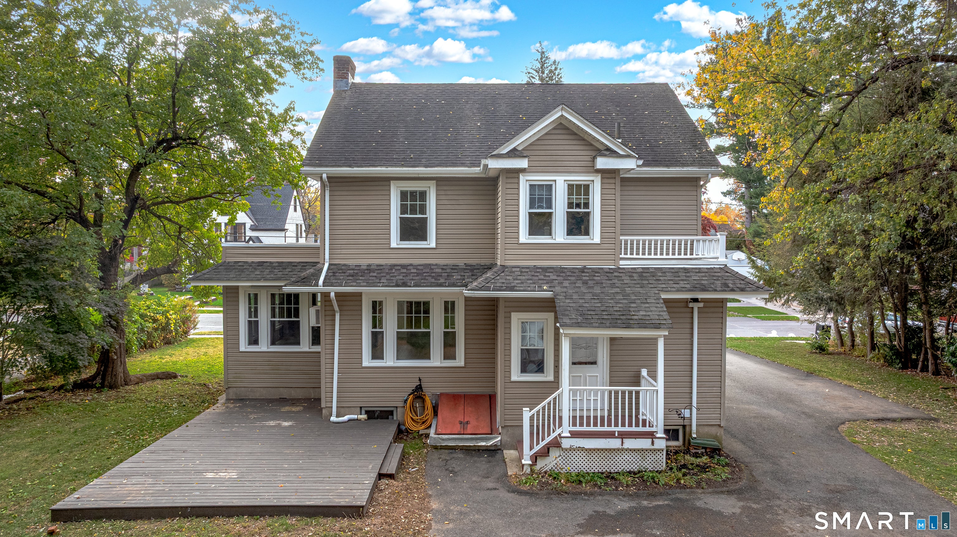 24 Giddings Avenue