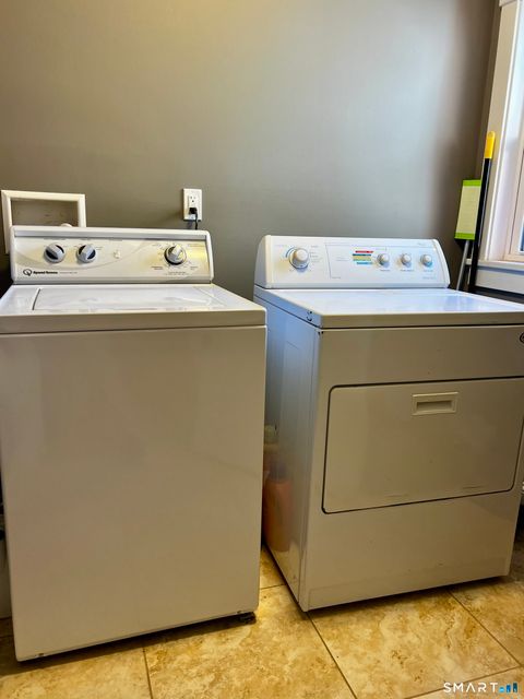 Tiny photo for 353 Main Street #3-1, Middletown, CT 06457 (MLS # 24170516)