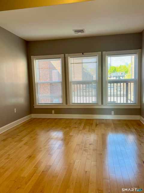 Tiny photo for 353 Main Street #3-1, Middletown, CT 06457 (MLS # 24170516)