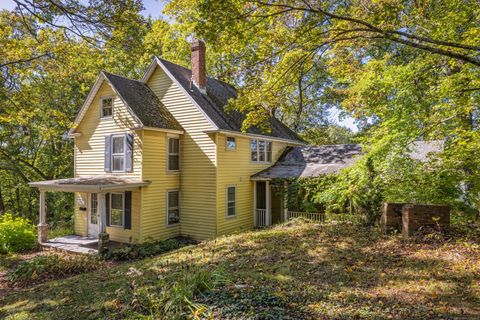 25 Chestnut Street Vernon CT 06066