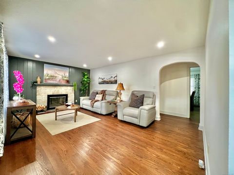 Tiny photo for 77 S Main Street, Seymour, CT 06483 (MLS # 24142395)